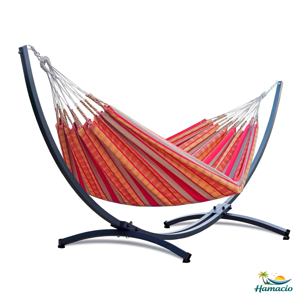 Hamac sur pied duo orange, modèle Colombiano de Hamacio avec un support gris graphite.